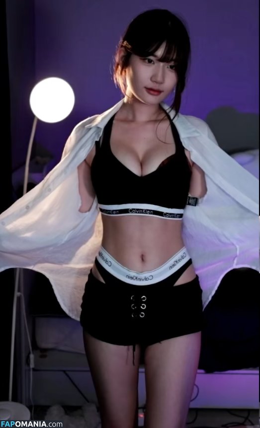 yule_.0.03 Nu OnlyFans  Photo fuitée #69