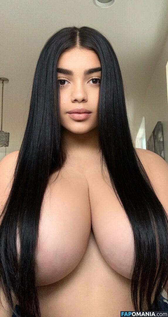 Yummy Yazmin / theyasminelopez / yazmin2yummy Nu OnlyFans  Photo fuitée #4