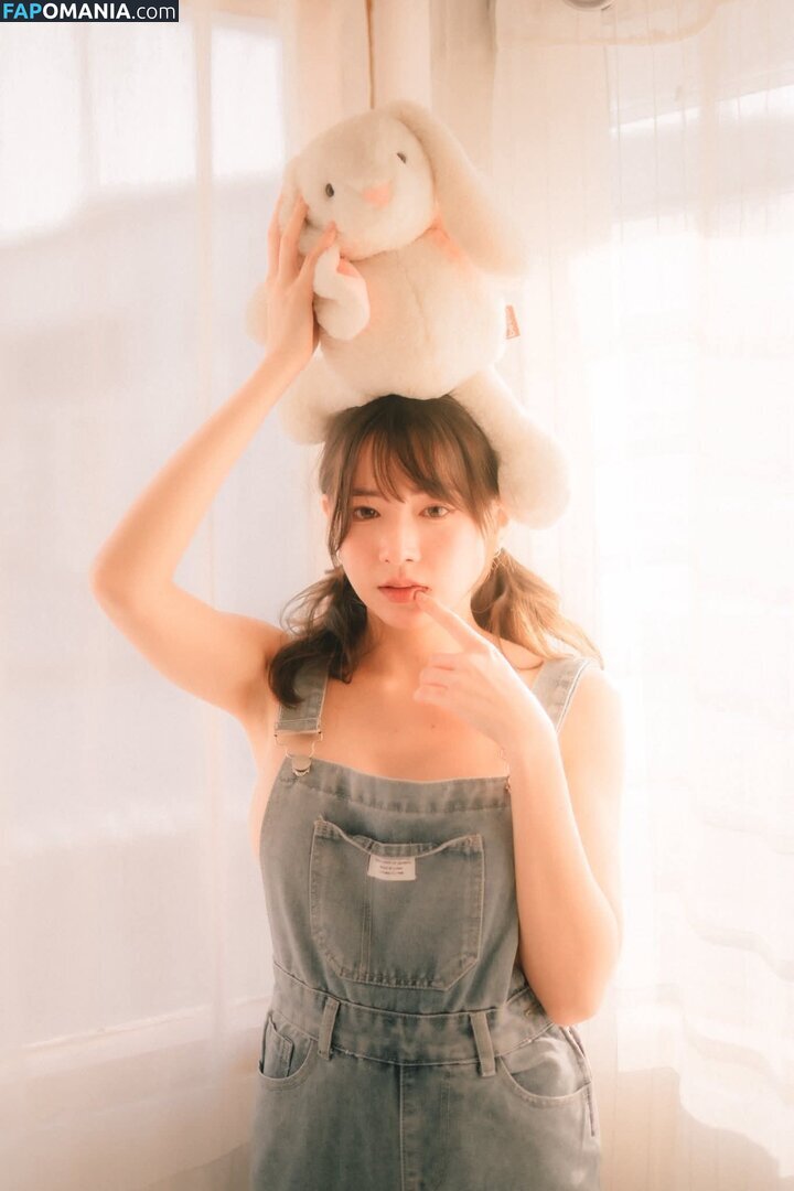 Yunjing Saehun / yun.jinxx Nu OnlyFans  Photo fuitée #12