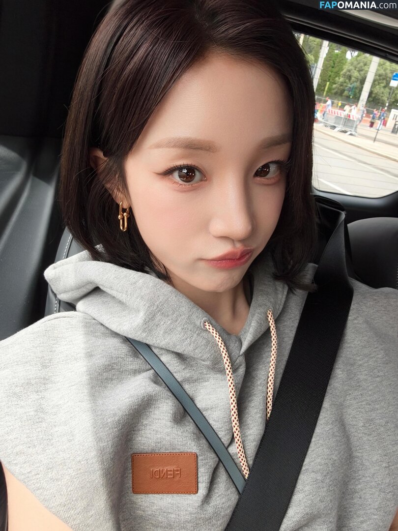 _Yuqi_ / https: / yuqisong.923 / yuqisun Nu OnlyFans  Photo fuitée #56