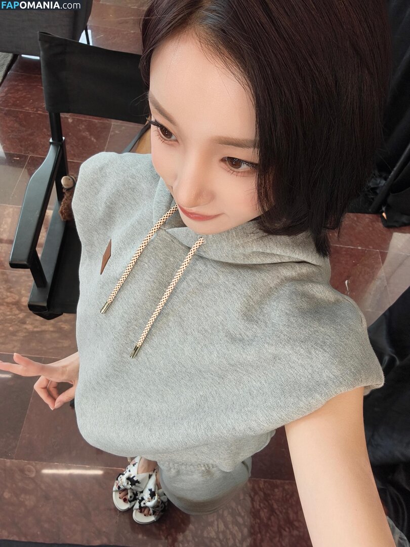_Yuqi_ / https: / yuqisong.923 / yuqisun Nu OnlyFans  Photo fuitée #59