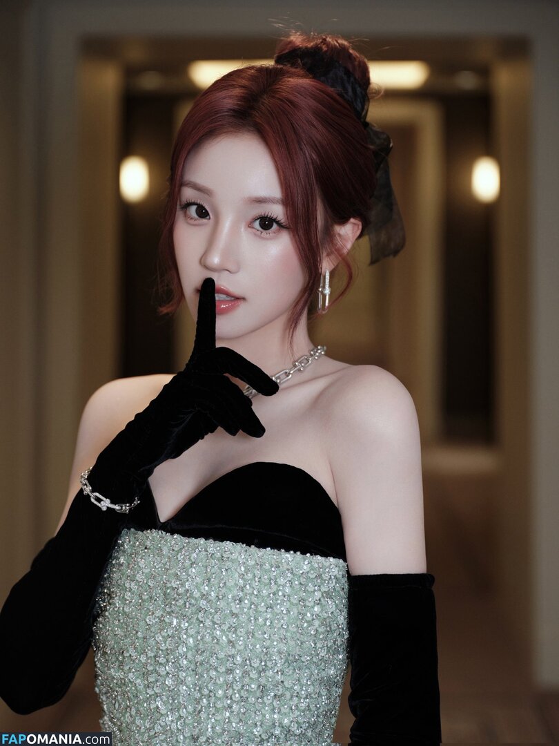 _Yuqi_ / https: / yuqisong.923 / yuqisun Nu OnlyFans  Photo fuitée #80