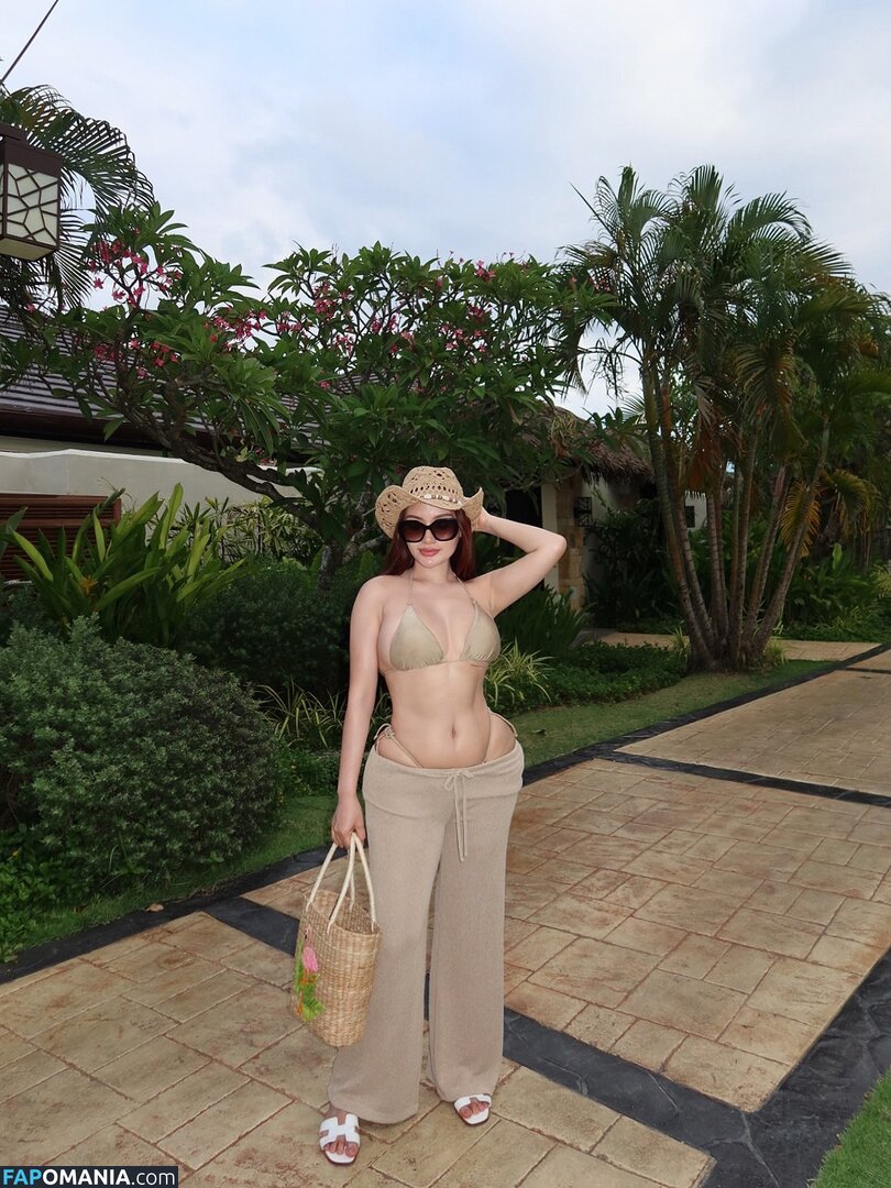 Yvonne Jane Lmio / _myvonnieta / https: / loveyvonneee / myvionneta / myvonnieta / yvonne69 Nu OnlyFans  Photo fuitée #33