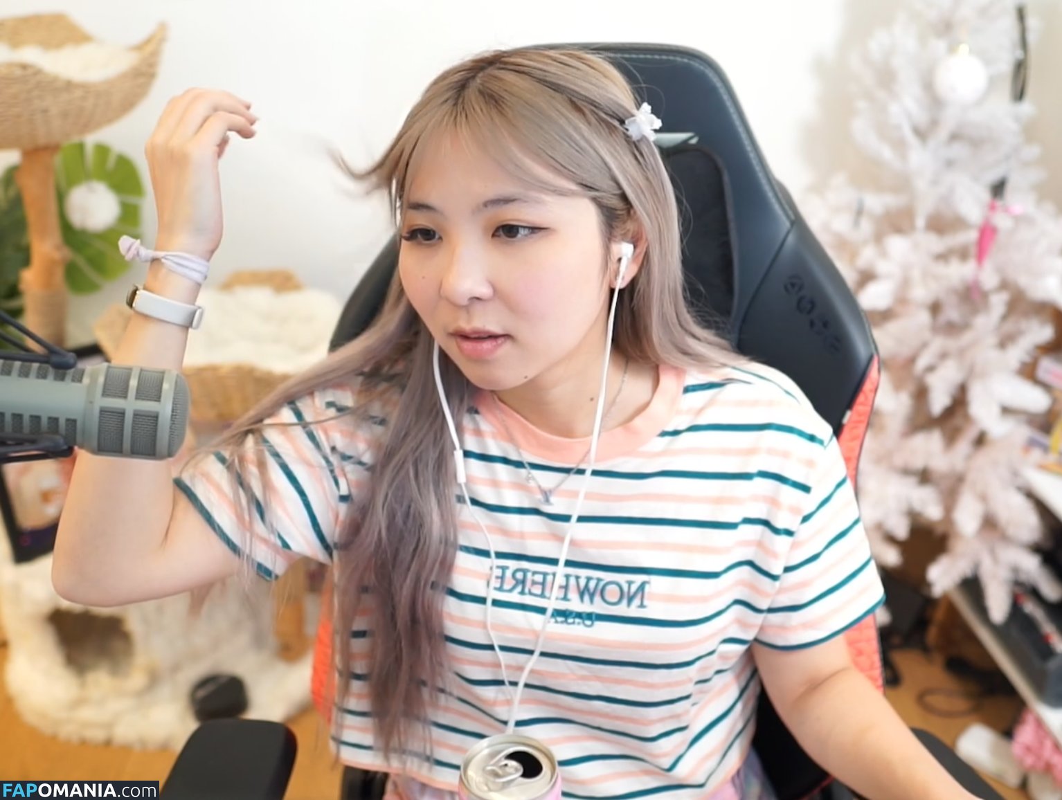 Yvonnie / yvonnieng Nu OnlyFans  Photo fuitée #17