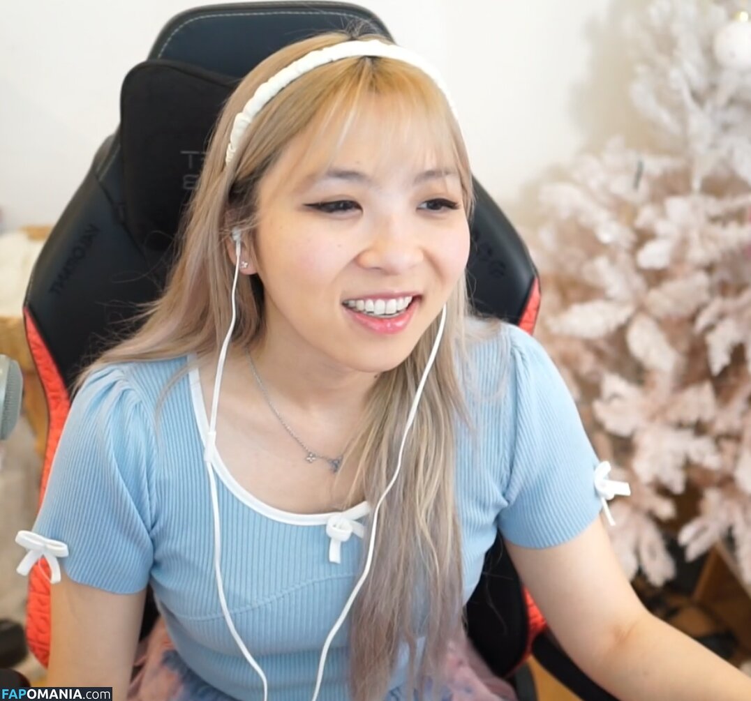 Yvonnie / yvonnieng Nu OnlyFans  Photo fuitée #294