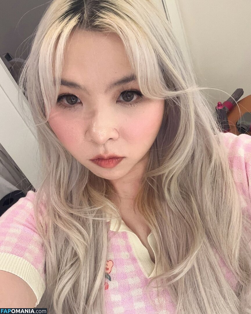 Yvonnie / yvonnieng Nu OnlyFans  Photo fuitée #681
