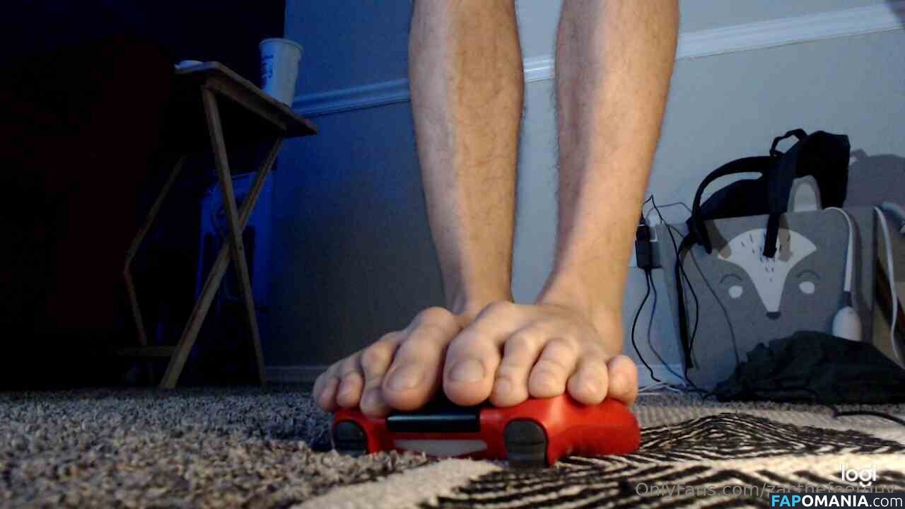 zachthefluteguy / zacthefeetguy Nu OnlyFans  Photo fuitée #5