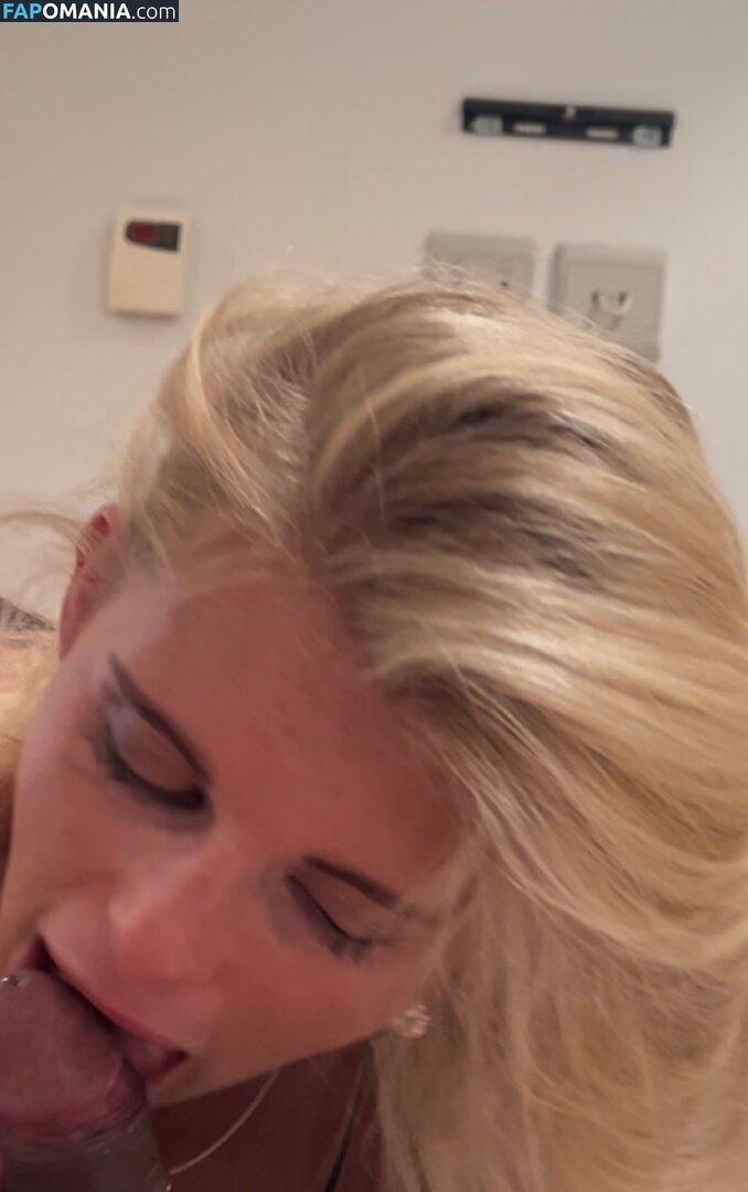 Zara Deeley Nu OnlyFans  Photo fuitée #4