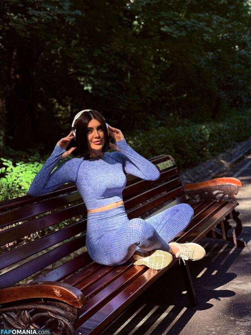  / @zarina_yuldashova_ / Yuldasheva / Yuldashova / Zarin / Zarina / Zarina Yuldasheva Nu OnlyFans  Photo fuitée #5