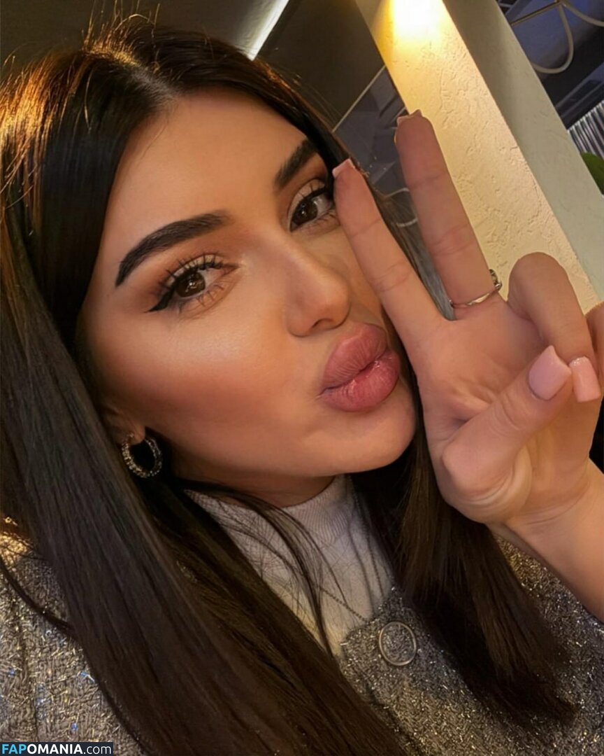  / @zarina_yuldashova_ / Yuldasheva / Yuldashova / Zarin / Zarina / Zarina Yuldasheva Nu OnlyFans  Photo fuitée #15