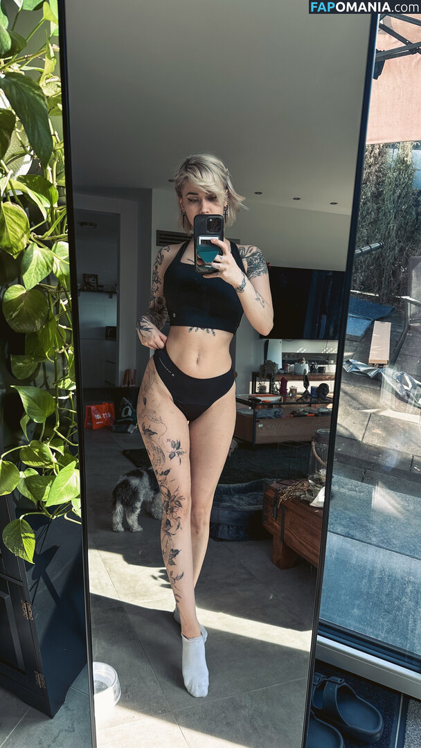 Zayuri / itsayurind / zayuriof Nu OnlyFans  Photo fuitée #1