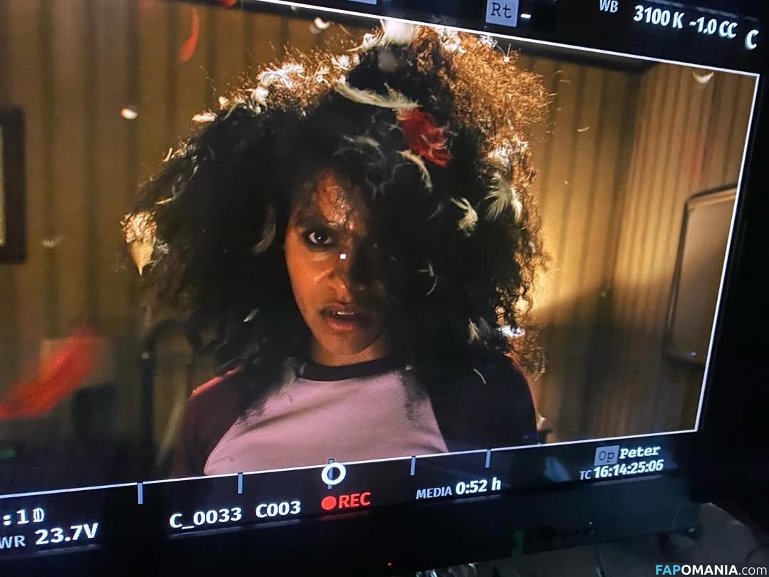 Zazie Beetz / zaziebeetz Nu OnlyFans  Photo fuitée #2