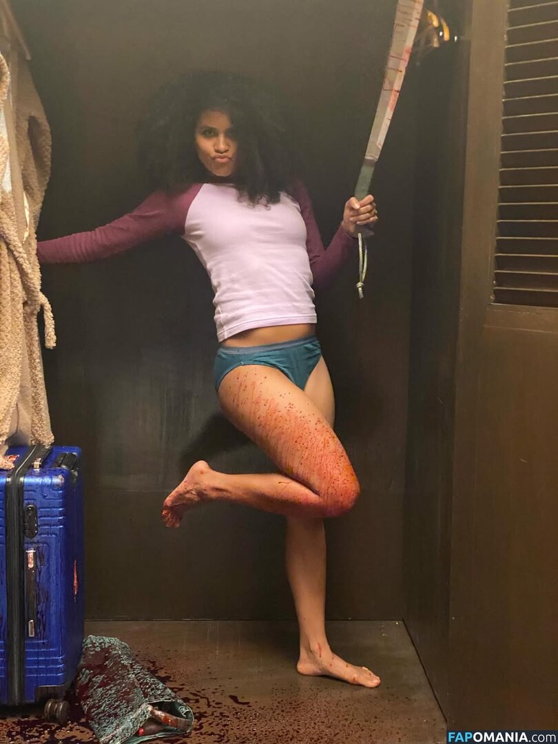 Zazie Beetz / zaziebeetz Nu OnlyFans  Photo fuitée #3