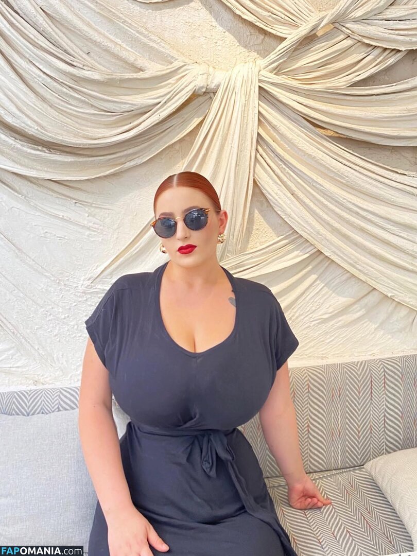 Zehra Aslan / _zehraasln Nu OnlyFans  Photo fuitée #8