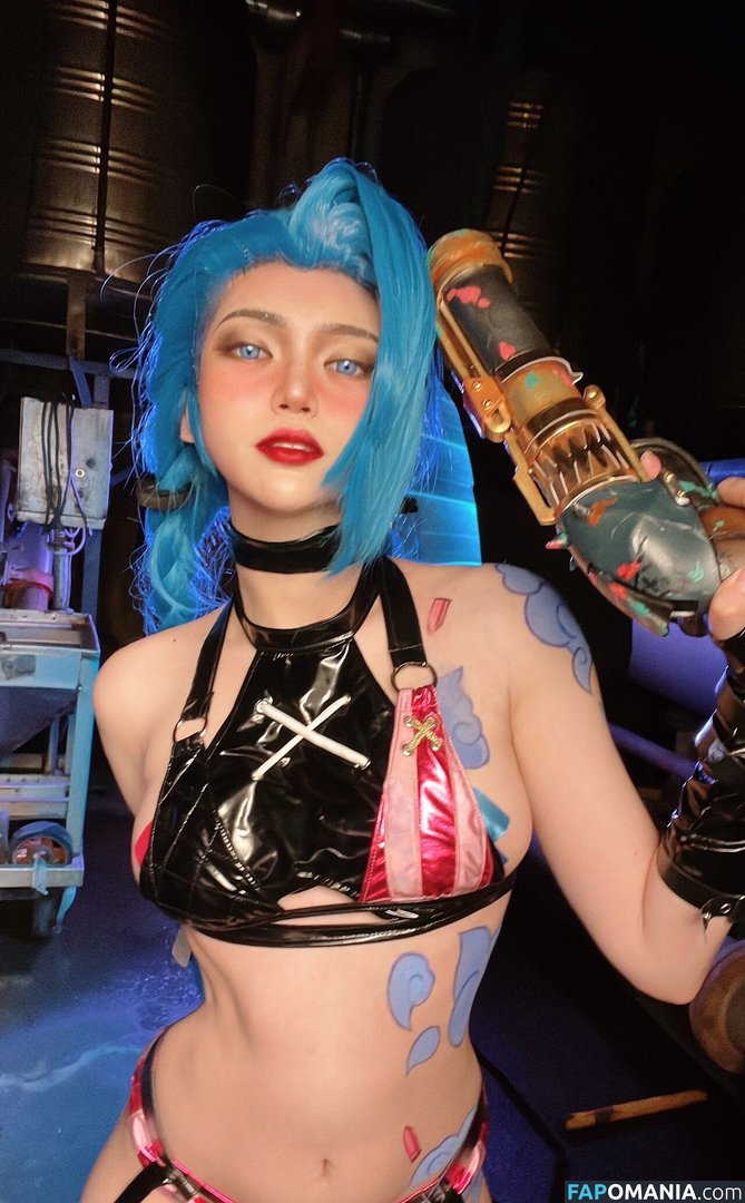 ZinieQ / zinie / zinieq_cosplayer / 𝐙𝐢𝐧𝐢𝐞𝐐 Nu OnlyFans  Photo fuitée #128