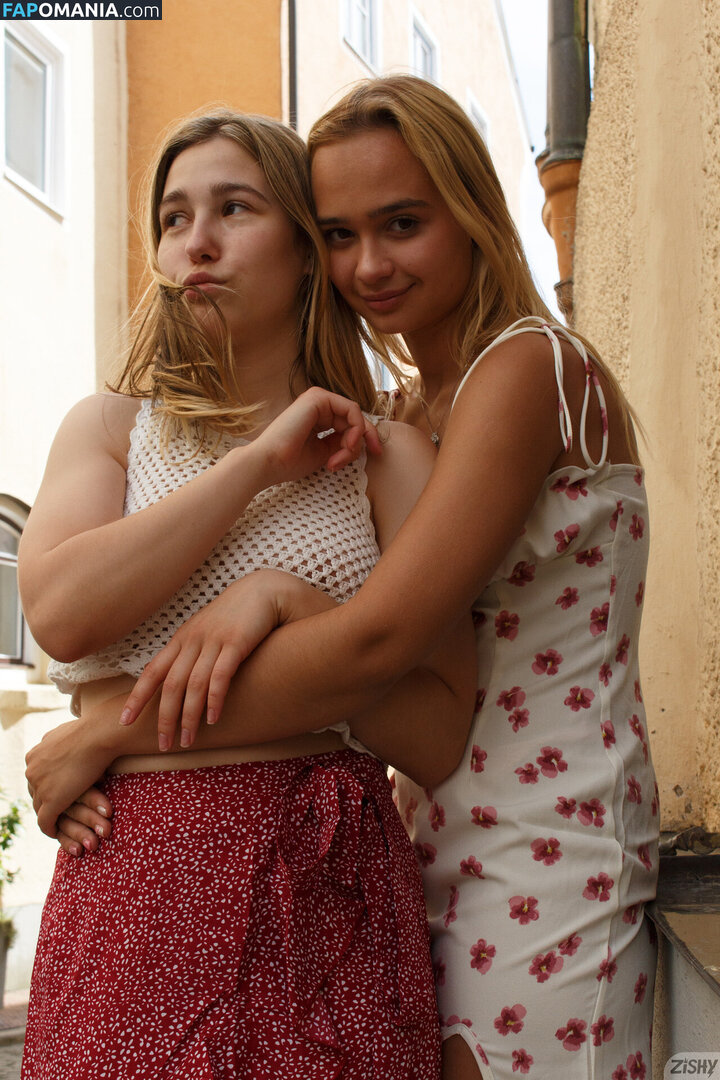 Zishy / zishylives Nu OnlyFans  Photo fuitée #391