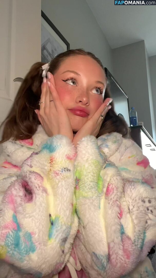 Zoe Colletti / zoecolletti Nu OnlyFans  Photo fuitée #85