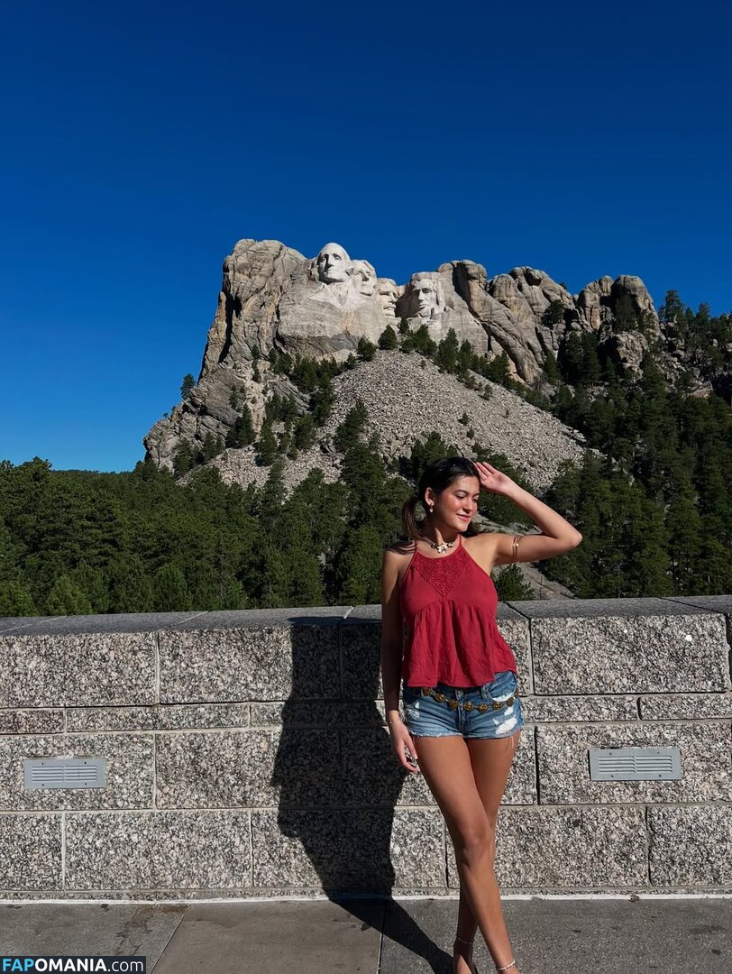Zoe Grace Rodriguez / zoegracerodriguez Nu OnlyFans  Photo fuitée #3