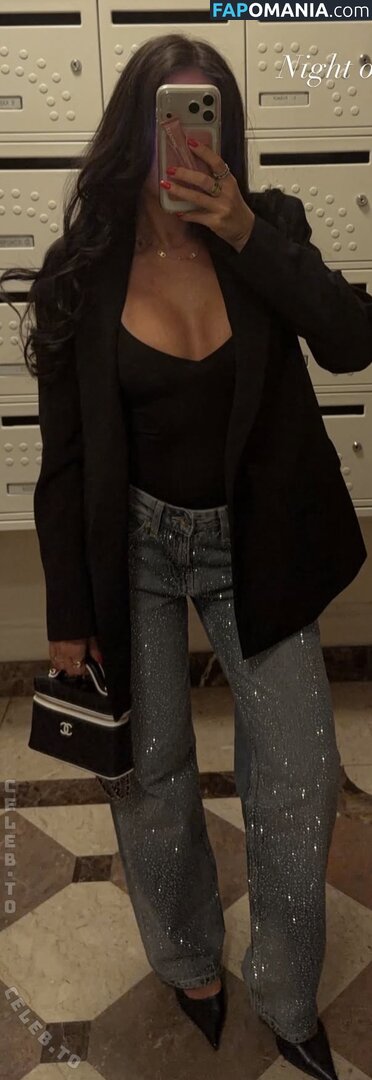 Zoe Liss / zoeliss / zoeliss6064 / zoeliss_ Nu OnlyFans  Photo fuitée #2