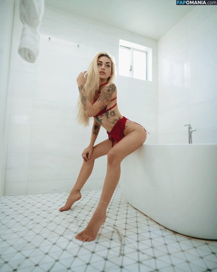 Zoe Serena / zoe.serena / zoena / zoeserenaa Nu OnlyFans  Photo fuitée #7