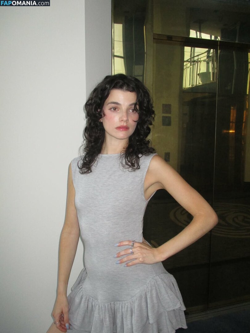 Zoe Steiner / https: / zoesteiner / zoesteiner2 Nu OnlyFans  Photo fuitée #3