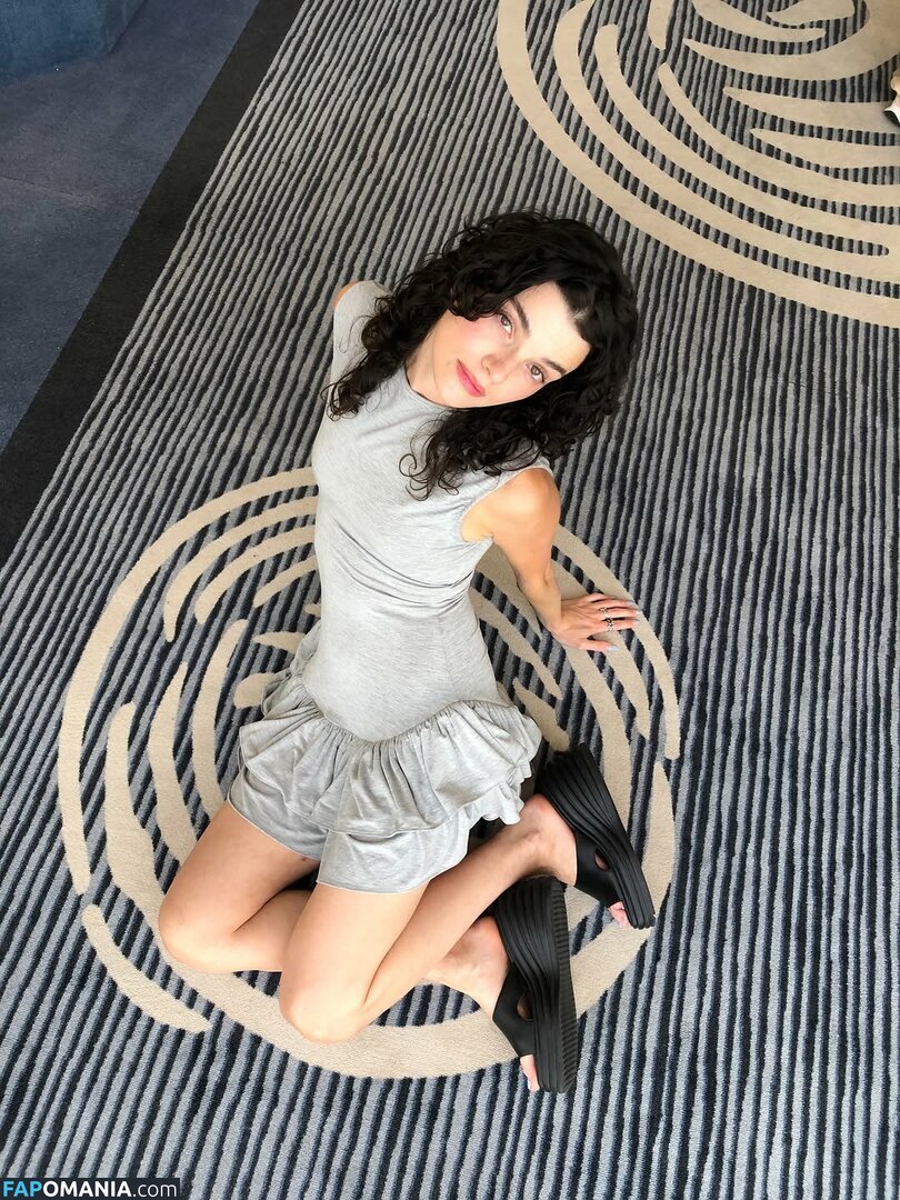 Zoe Steiner / https: / zoesteiner / zoesteiner2 Nu OnlyFans  Photo fuitée #7