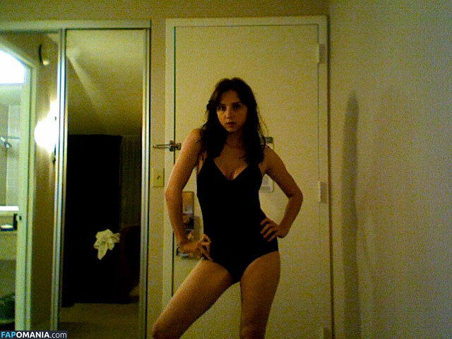 Zoe Swicord Kazan Nu OnlyFans  Photo fuitée #2