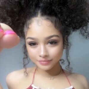 zoebae7
