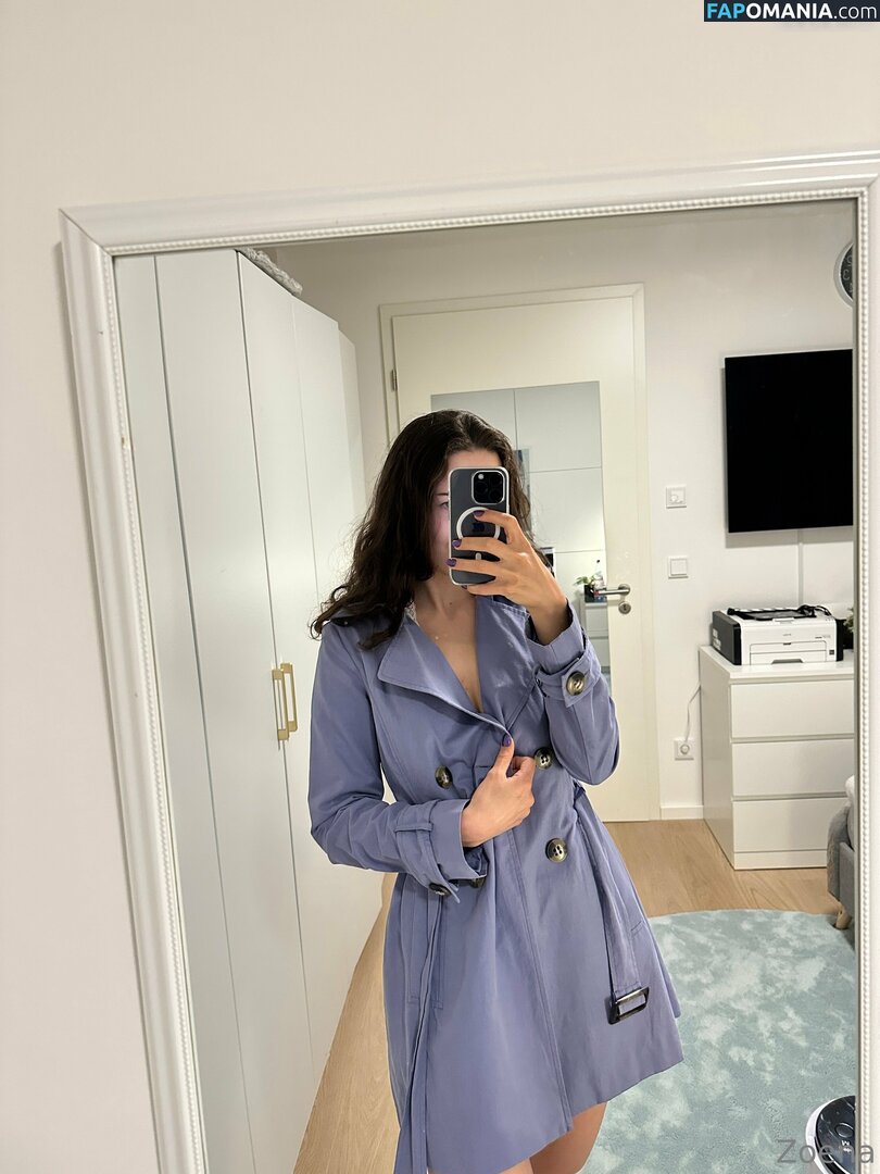 zoena Nu OnlyFans  Photo fuitée #2