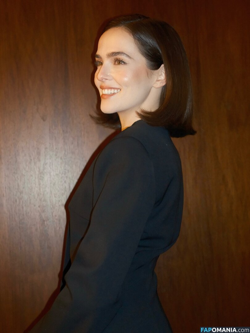 Zoey Deutch / zoeydeutch Nu OnlyFans  Photo fuitée #353