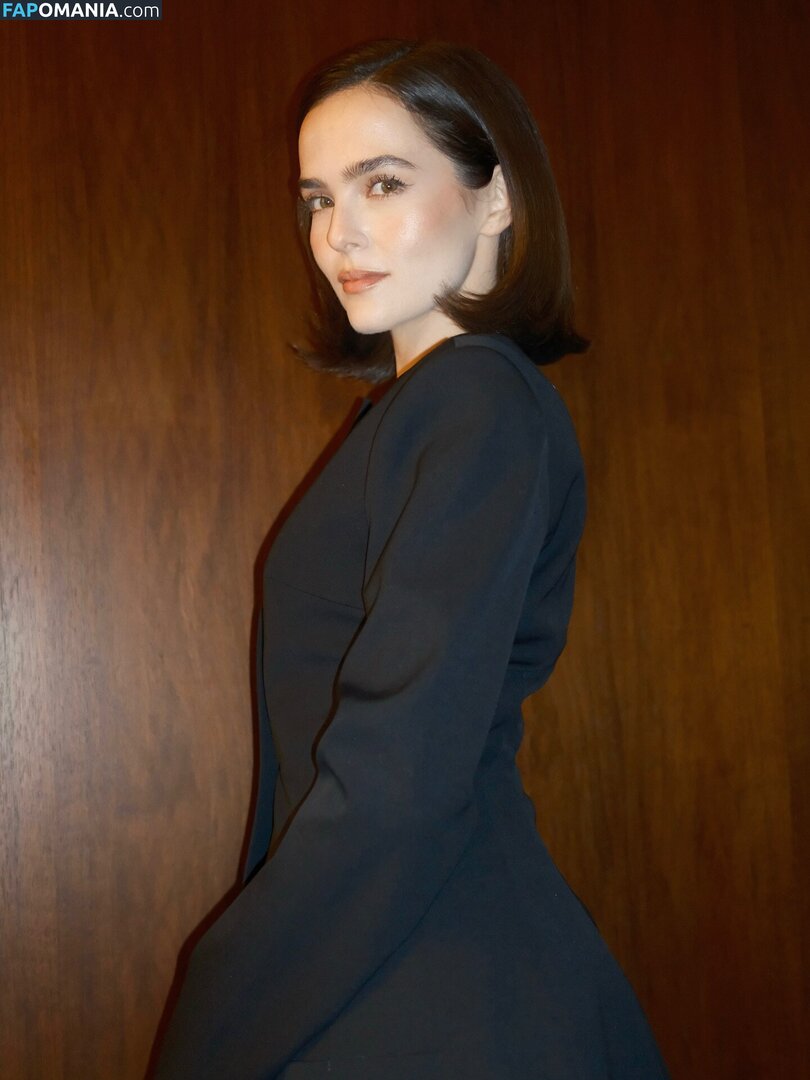 Zoey Deutch / zoeydeutch Nu OnlyFans  Photo fuitée #354