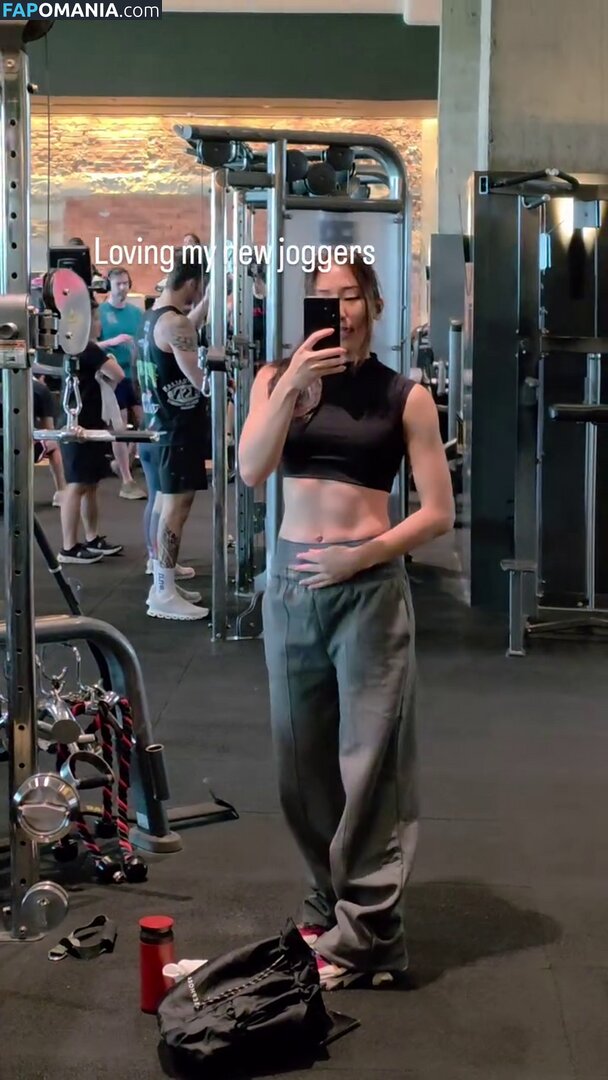 Zumi / zestyzumi Nu OnlyFans  Photo fuitée #134